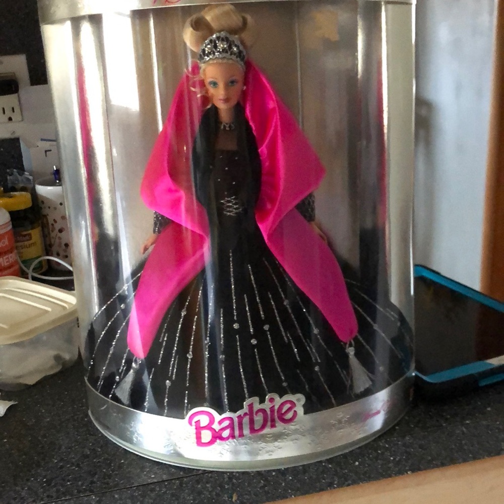 1998 Holiday Barbie